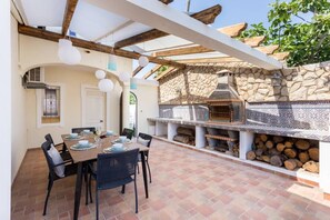 Restauration extérieure