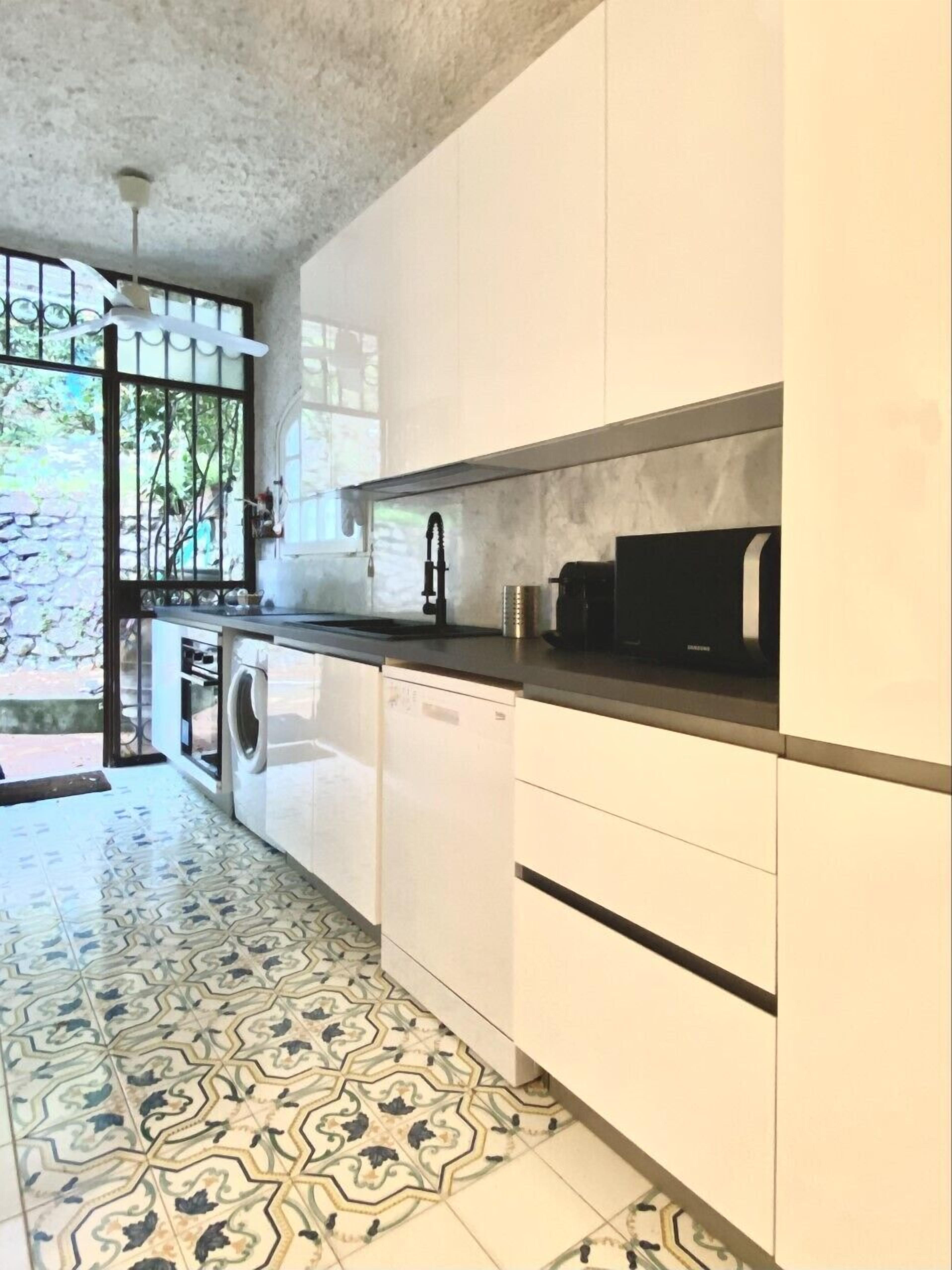 Mediterranean Sea views a short walk from the beach