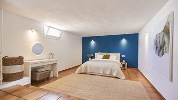 4 slaapkamers, een strijkplank/strijkijzer, wifi, beddengoed