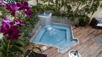 Piscine extérieure