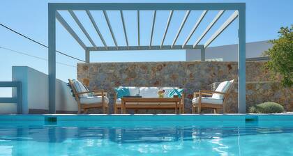 New Sea Side Villa with private pool and great views. Amazing for families