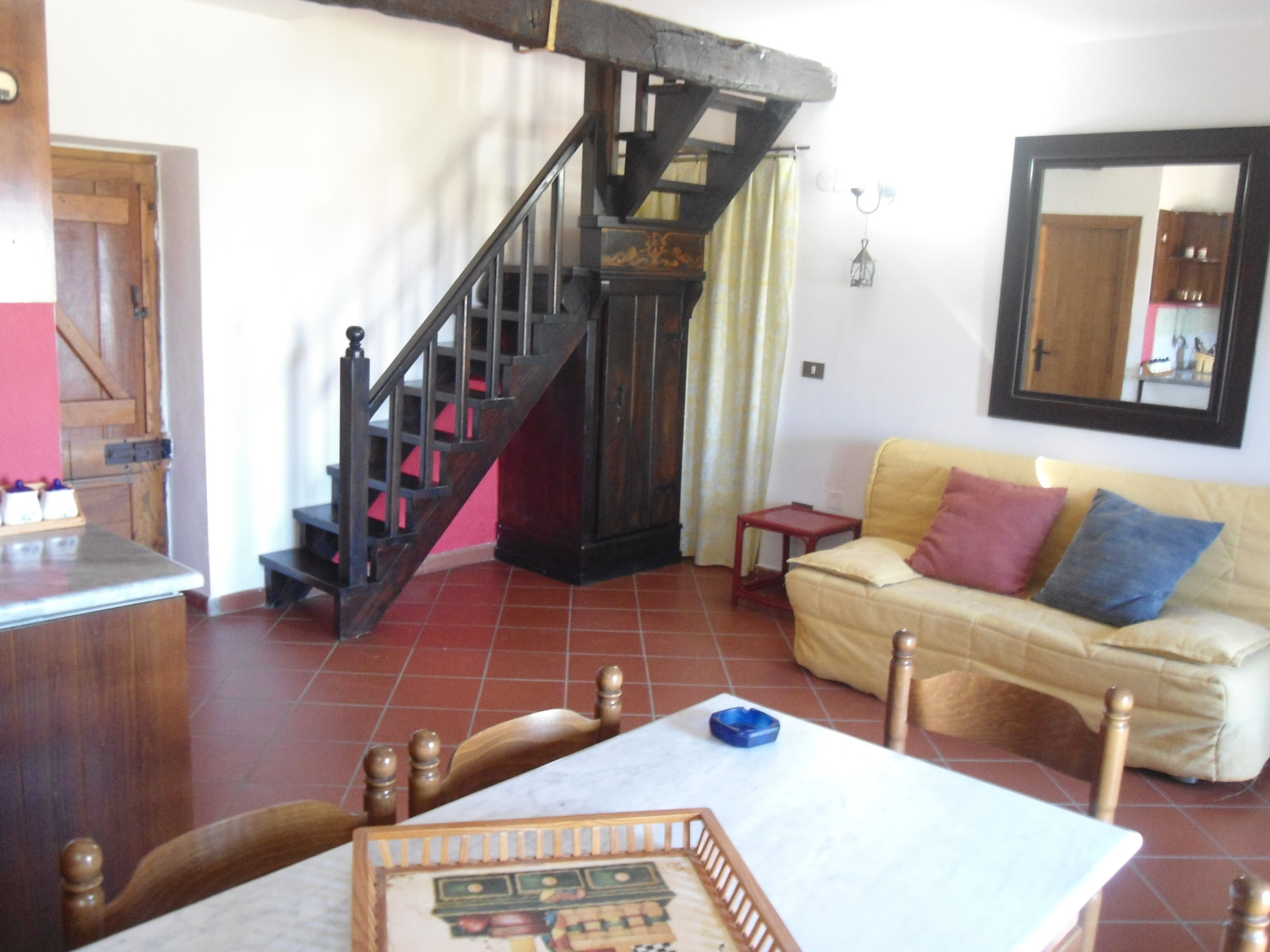 APARTMENTS IN A SUGGESTIVE CASALE OF THE '700 about 200 mt FROM THE SEA