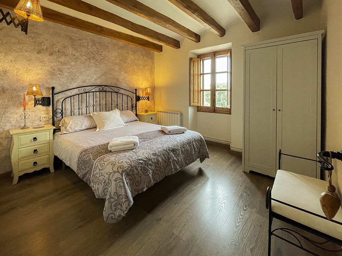 7 slaapkamers, een strijkplank/strijkijzer, reisbedje, gratis wifi