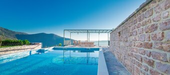 Villa de lujo con unas vistas impresionantes. Piscina 3 Bedrooms▪6 Duermen ▪2 Baños ▪Private