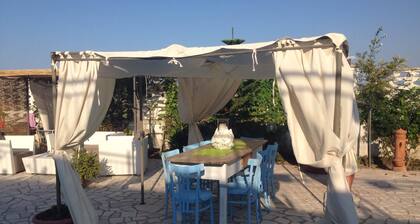geräumige Villa mit privatem Zugang zum Meer