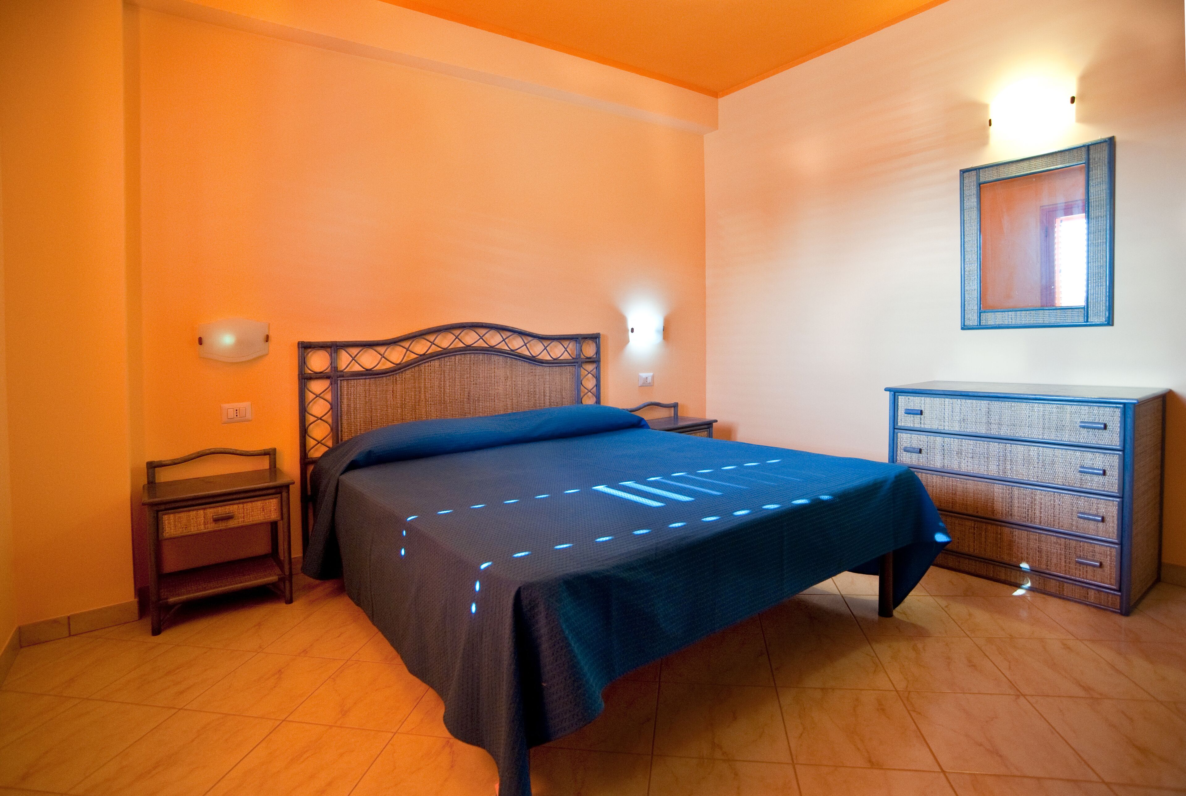 2 bedrooms, iron/ironing board, free WiFi, wheelchair access