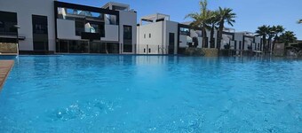 Superb luxury apartment near the sea