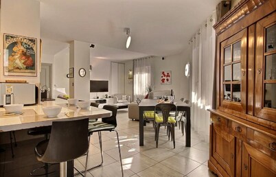 Exceptional renovated 4-room apartment, dream apartment in the heart of Lyon