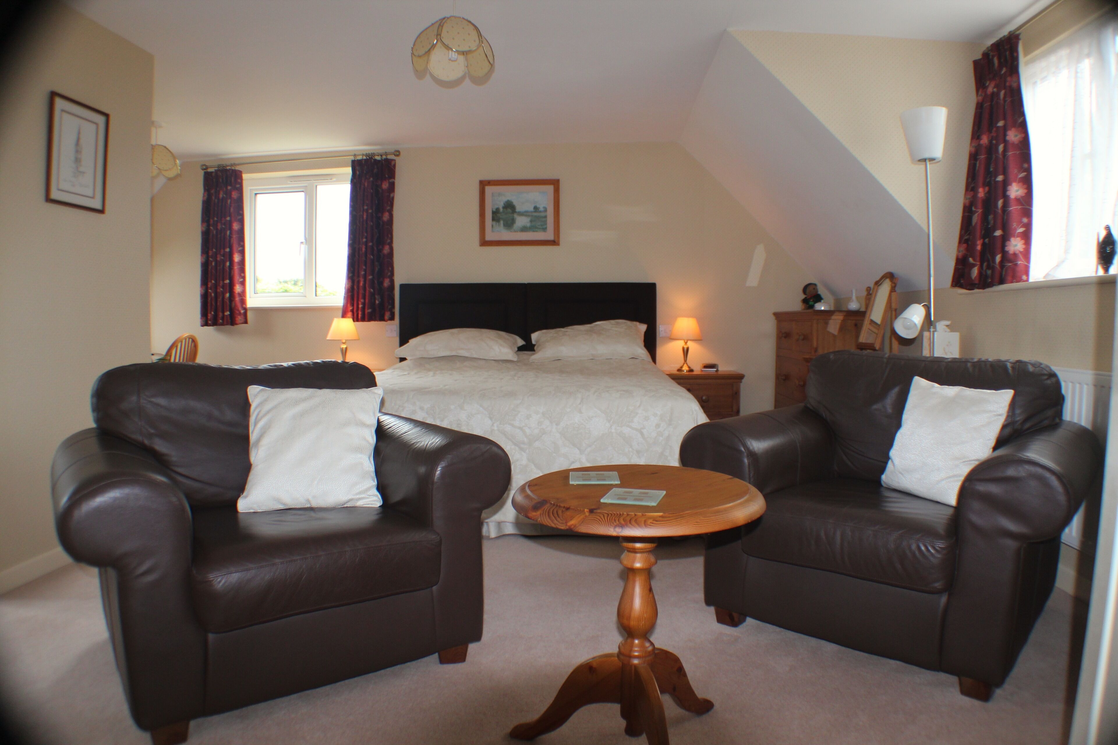 Wich Hazel a rural retreat for two