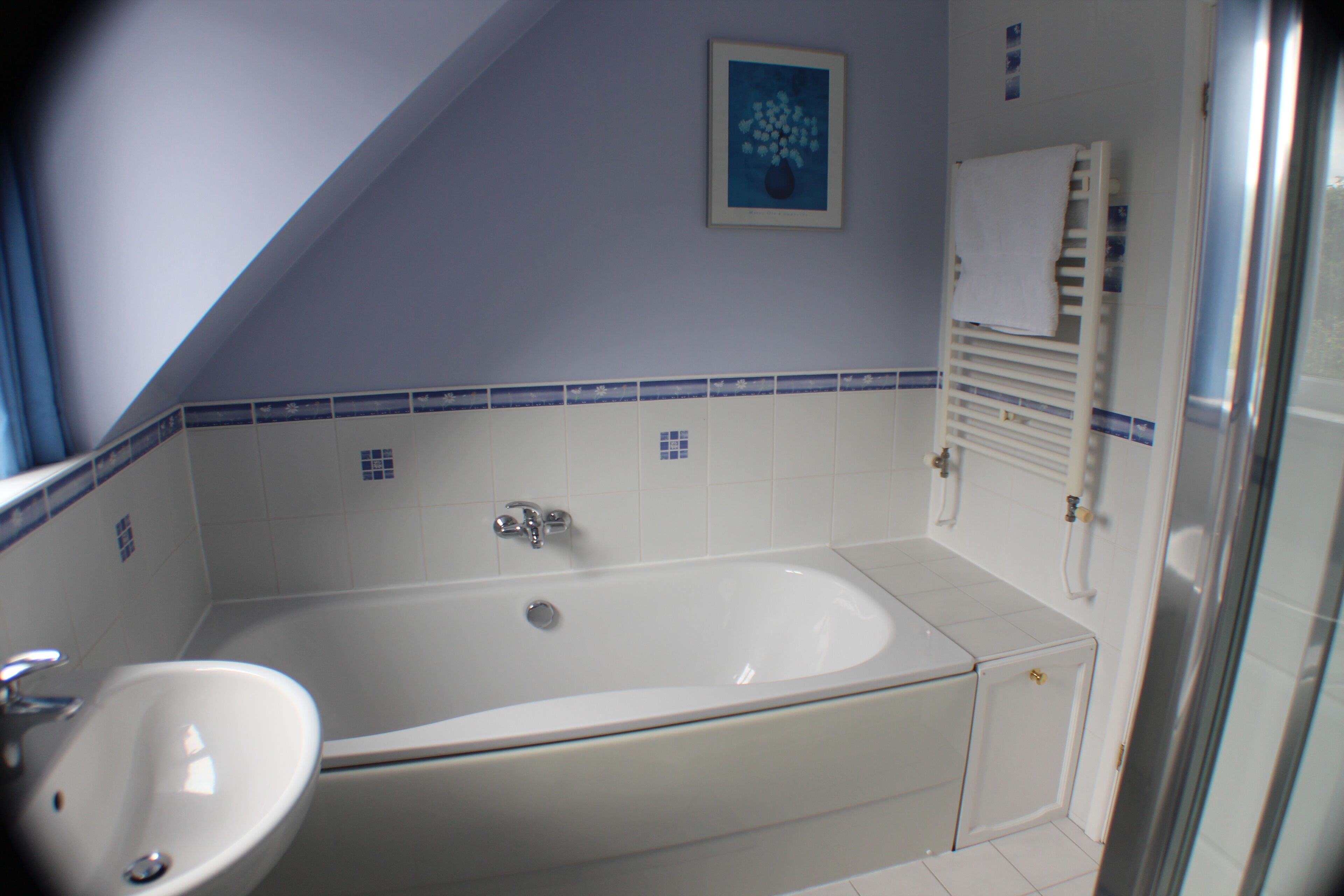 Wich Hazel a rural retreat for two