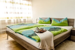 1 bedroom, in-room safe, iron/ironing board, free WiFi - Modern u. Allergikerfreundl. Apartment in the heart of Wieslauf Tales. 4 **** DTV (Rudersberg - Michelau)