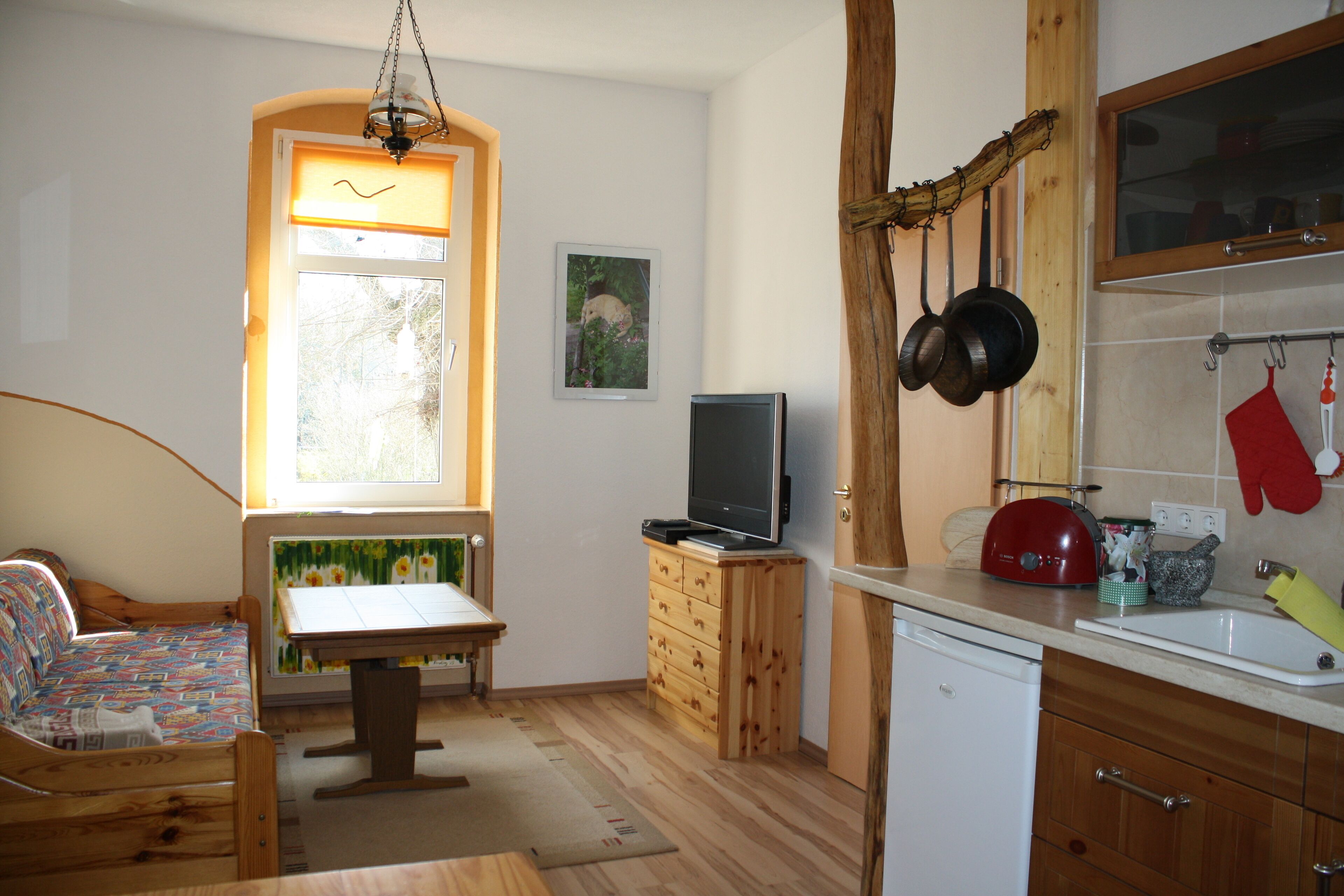 Vacation on the farm with a castle view in individual apartment