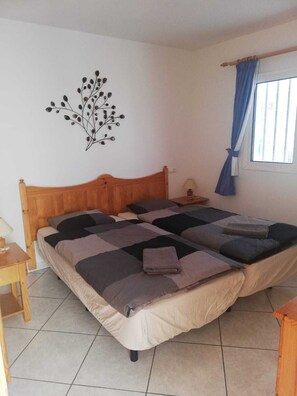 1 sovrum, strykjärn/strykbräda, wi-fi och sängkläder