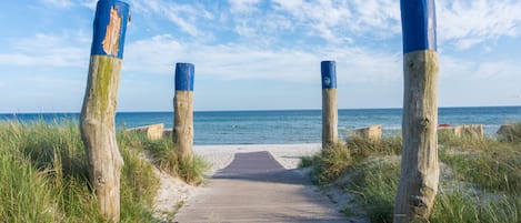 Tæt på stranden