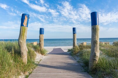 Family apartment directly on the dike, dogs allowed