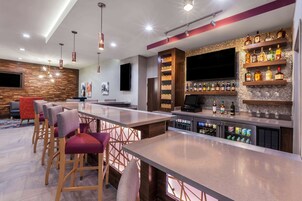 Bar (en el alojamiento)