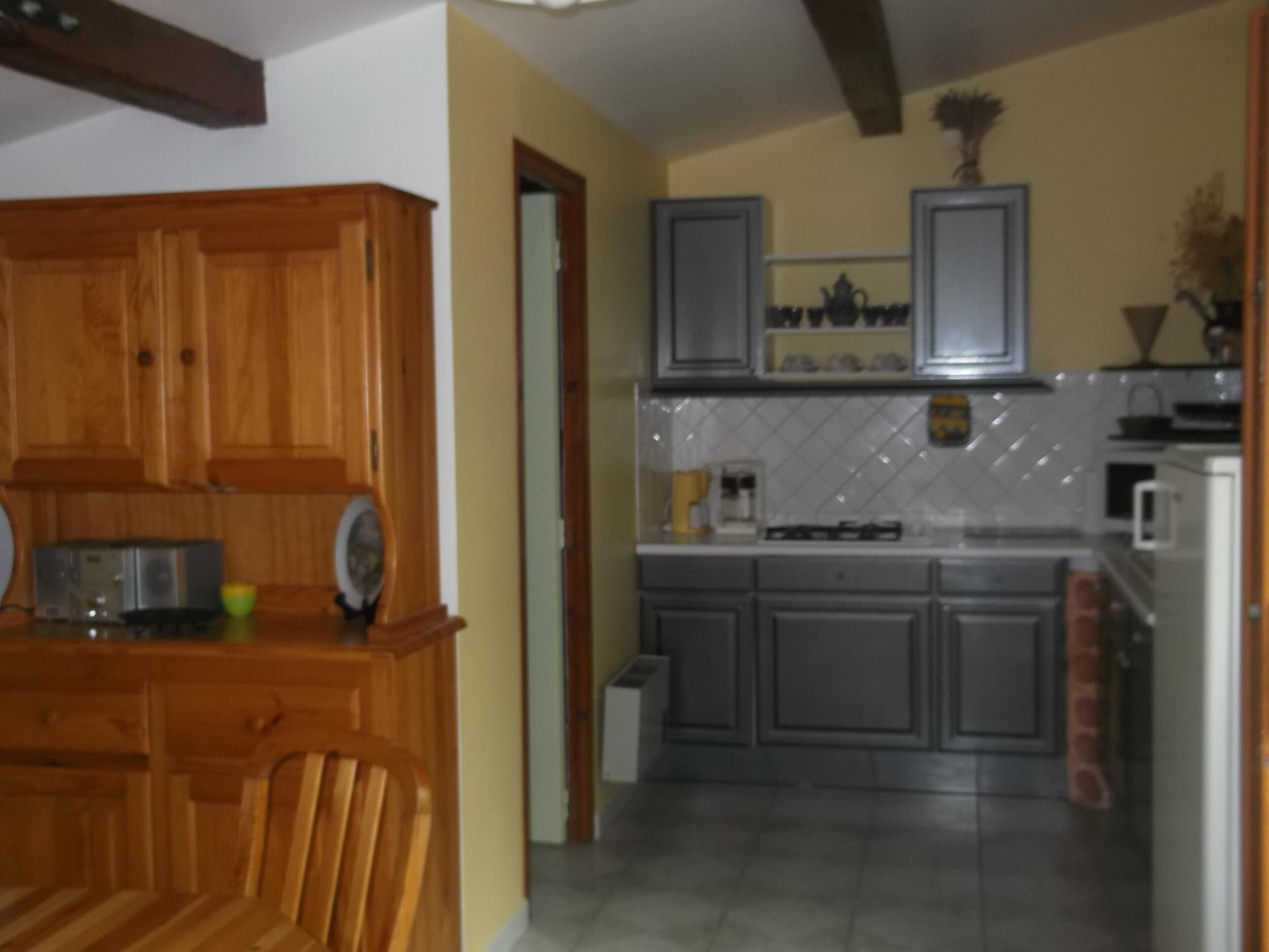 CléVacances quiet house with pool at the foot of the Montagne Sainte Victoire