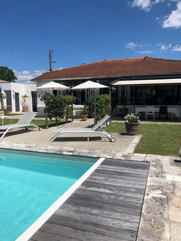Outdoor pool, a heated pool