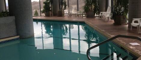 Piscine couverte, piscine chauffée