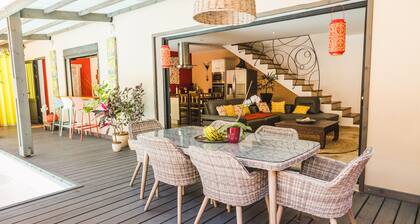 Bohemian villa with pool (heated in winter) not overlooked