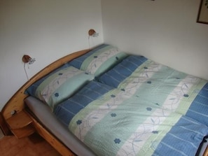 2 bedrooms, wheelchair access