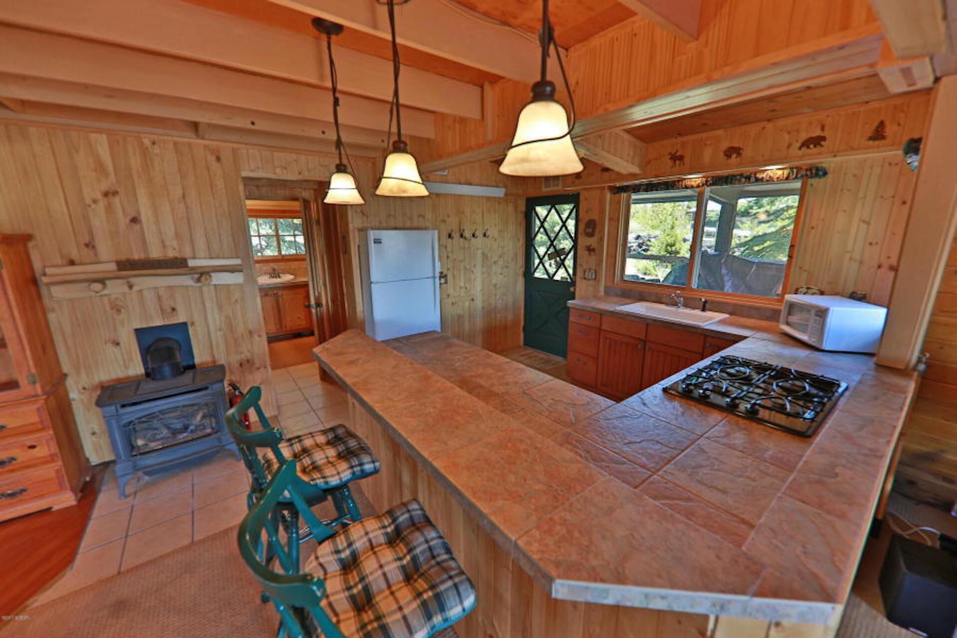Spectacular Mtn & Lake Views.  A Frame Cabin in Grand Lake minutes from RMNP. 