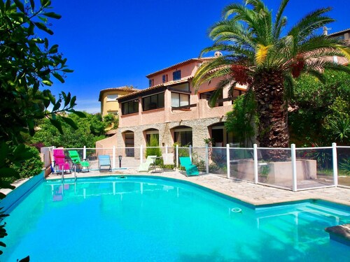 Spacious air conditioned house with large swimming pool - Provence