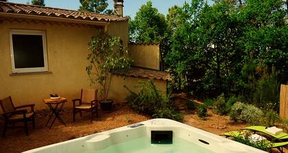 Gites de charme, SPA privé et jardin privée