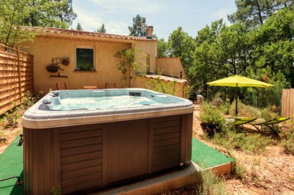 Charming cottages, private SPA and private garden