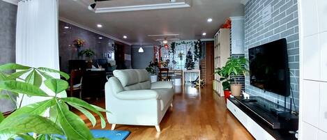 TV, computer monitors, printers