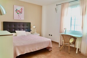3 Schlafzimmer, Bügeleisen/Bügelbrett, Reisekinderbett, kostenloses WLAN