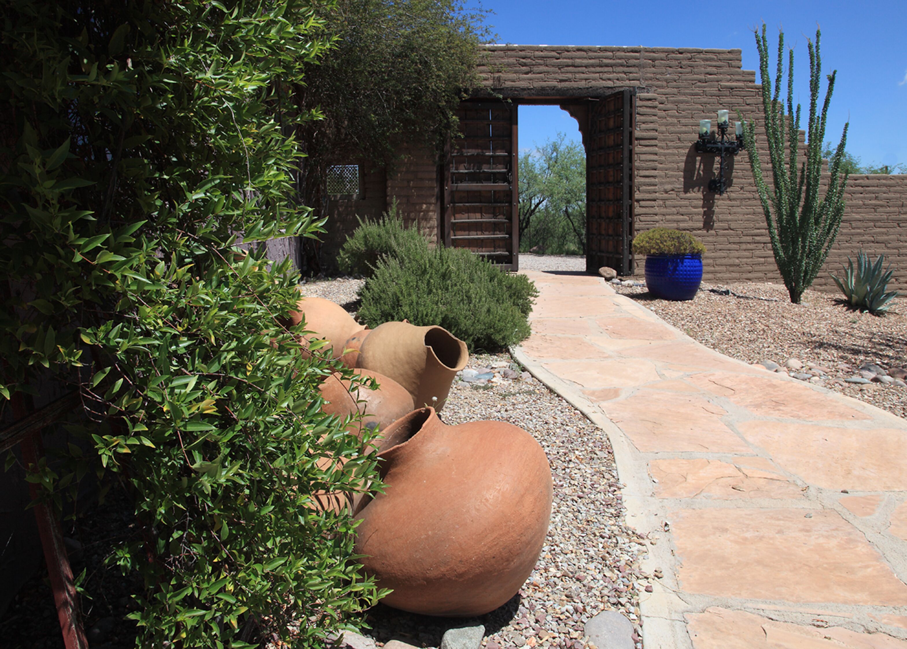 More  "Custom"  than Custom ... 10 Acres; A Treasure for Birders