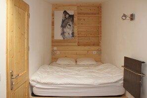 3 chambres, fer et planche à repasser, Wi-Fi gratuit