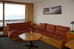 TV, DVD player, books, stereo - Les Arcs 1800- Luxury duplex for 8 people- Panoramic view-near ski lifts (Bourg-Saint-Maurice)