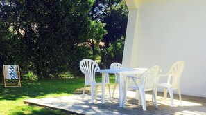 Outdoor dining - NEW! Everything on foot: beach, city center, lake. Nice house with fenced garden (Vieux-Boucau-Les-Bains)