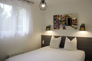 3 chambres, fer et planche à repasser, lit parapluie, Wi-Fi