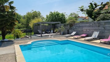 Piscine extérieure, piscine chauffée