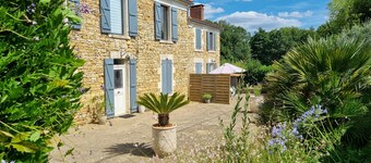LOCATION D'UN GÎTE, AU CALME, DANS LE BOCAGE VENDEEN