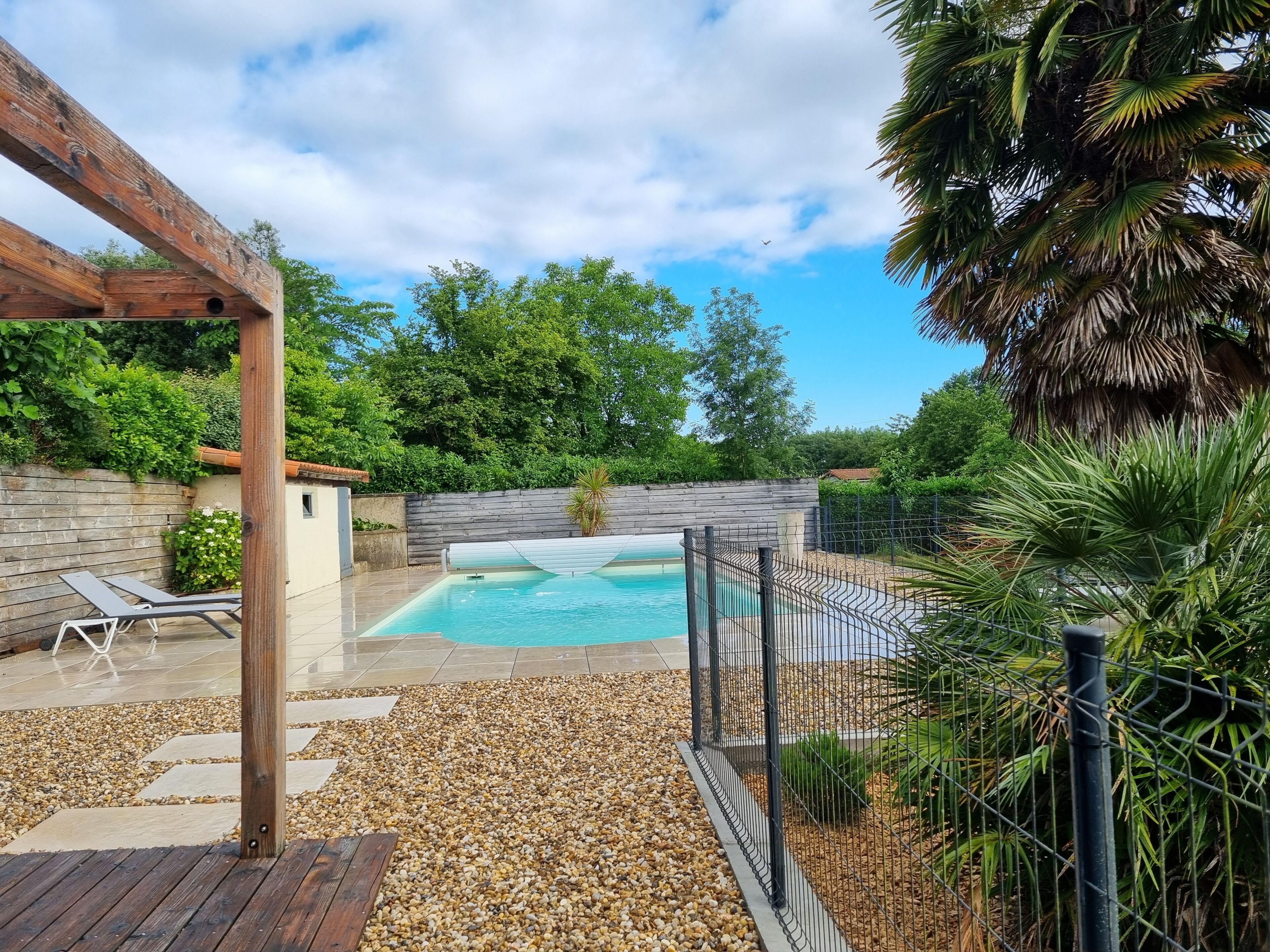 Piscine extérieure, piscine chauffée