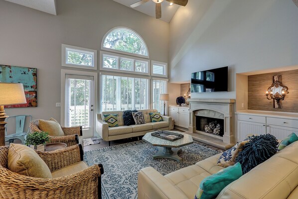 TV - Sunset Rentals | Huntington 7622 (Hilton Head Island)