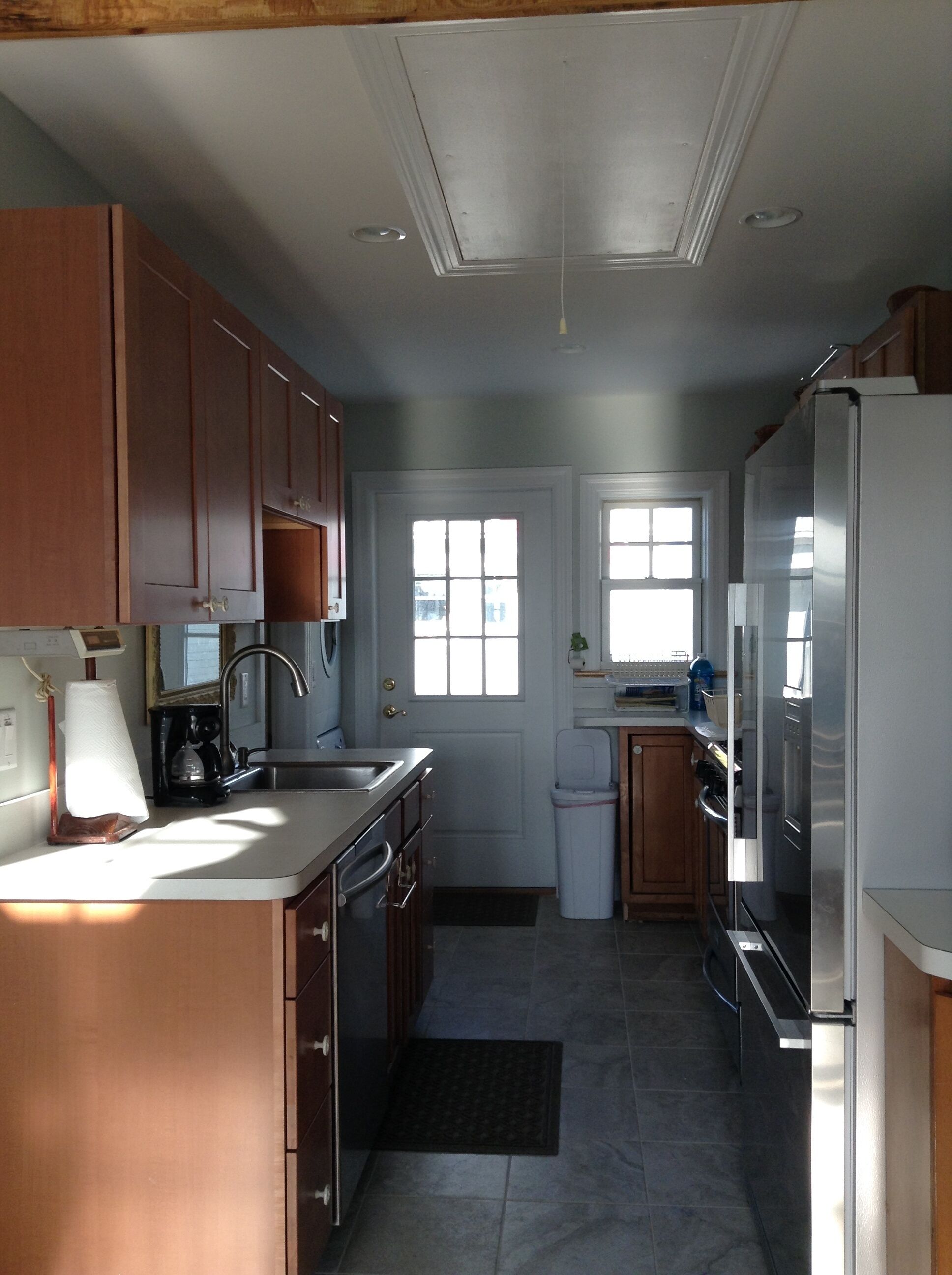 "Oarhouse" Cute Rental Apartment On Beach Front Property