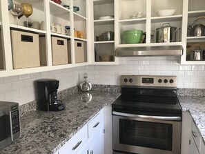 Fridge, microwave, oven, stovetop - Oceanfront - Sunny inside and out! (Holden Beach)