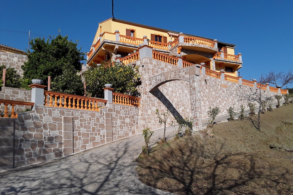 residence near sea