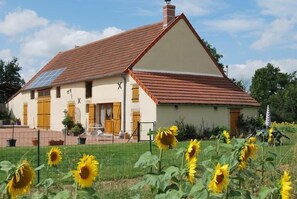 Exterior - Cottage 5/7 people between Nièvre and Cher (halfway between Nevers and Bourges) (Saint-Hilaire-De-Gondilly)