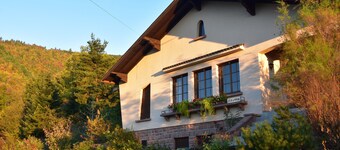 Gite de la Fontaine: gite *** på höjden i Val d´Argent centrum Alsace
