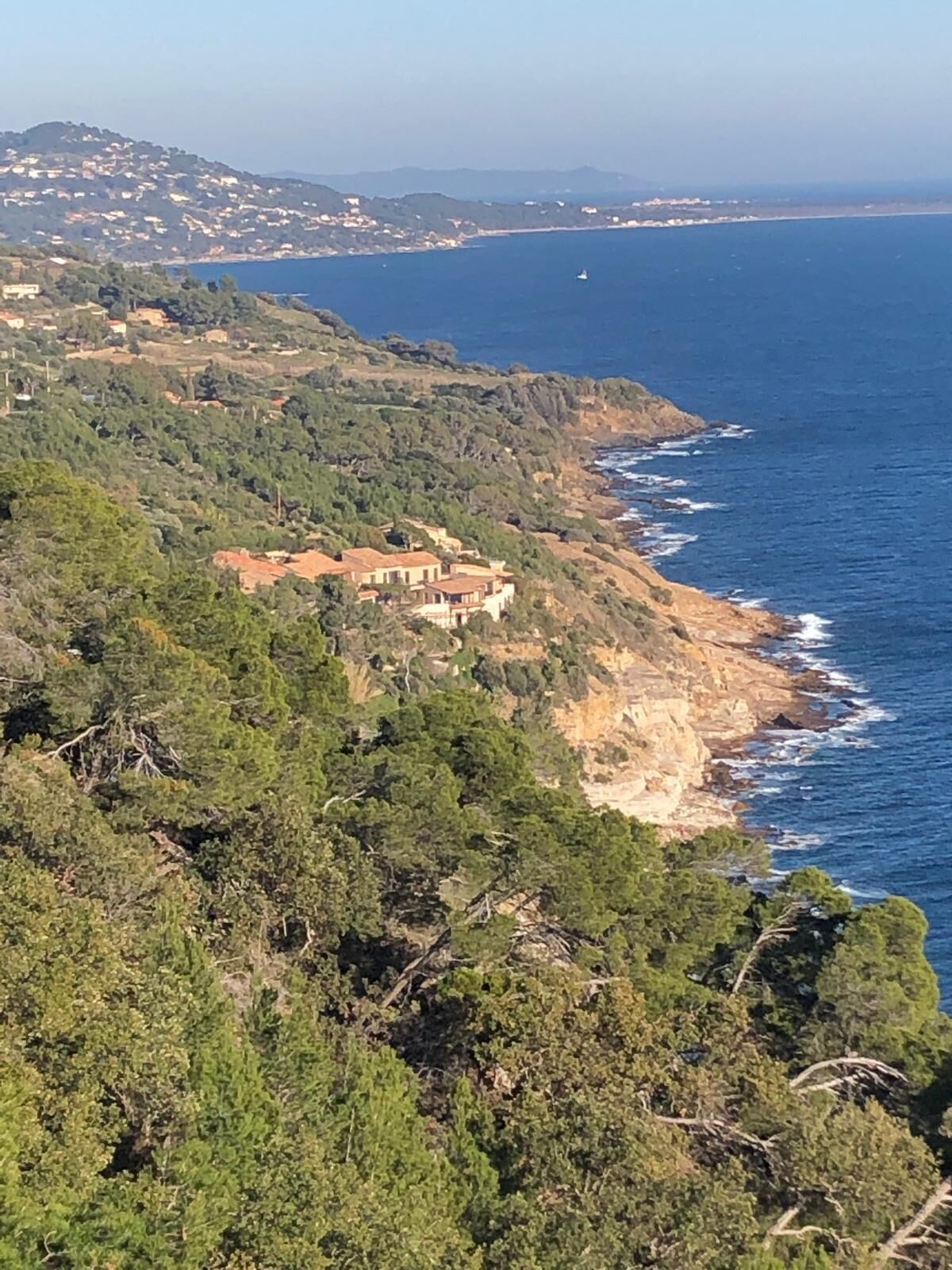 vue de la colline au dessus