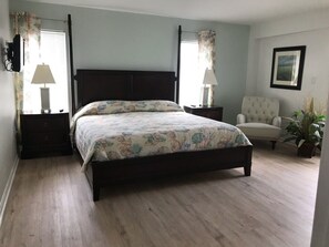 4 bedrooms, iron/ironing board, WiFi, wheelchair access