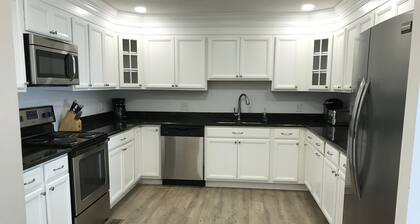 Boardwalk Beauty! Two-Story Oceanview Condo