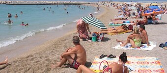 Situation idéale, calme, plage, ville, Calanques, Parc Chanot, stade OrangeVélo.