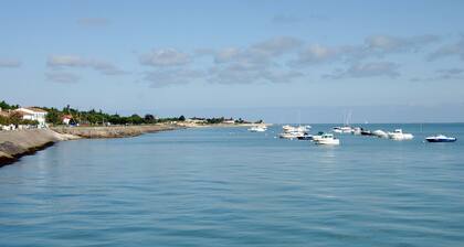 Le Clos des Flots, La Flotte - House "La Plage" - private patio, private parking